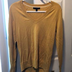 Nana Republic Light Weight Sweater